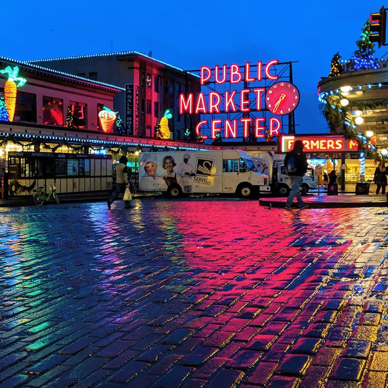 Entrance to the public market in Seattle, Washington